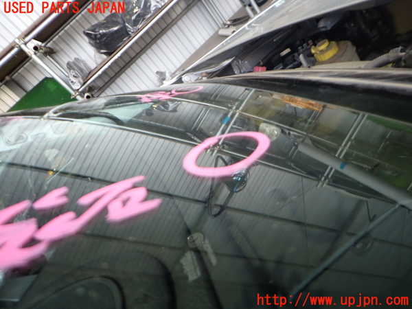 2UPJ-37321195]ポルシェ・カイエン S(9PA00)フロントガラス 中古(43R-00168 M948)_m0002.jpg