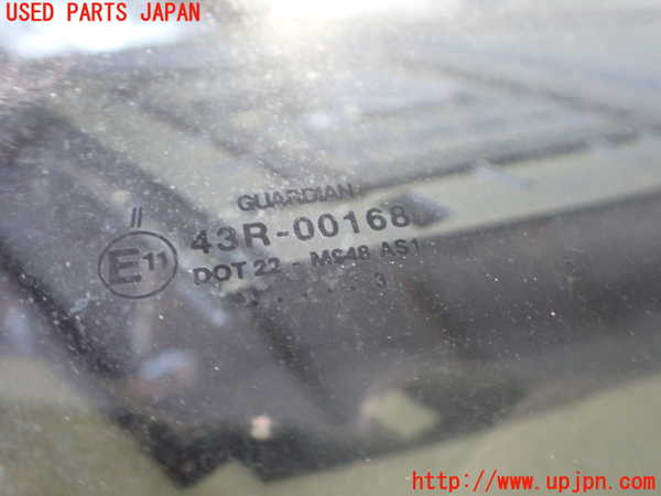 2UPJ-37321195]ポルシェ・カイエン S(9PA00)フロントガラス 中古(43R-00168 M948)_m0005.jpg