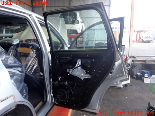 2UPJ-37321290]ポルシェ・カイエン S(9PA00)右後ドア 中古(43R-001167 M391)_m0005.jpg