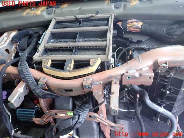 2UPJ-37326081]ポルシェ・カイエン S(9PA00)エバポレーター1 中古_m0003.jpg