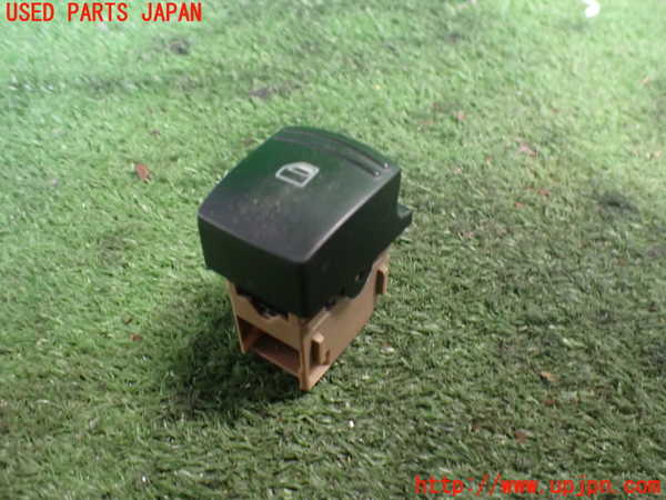 2UPJ-37326240]ポルシェ・カイエン S(9PA00)右前パワーウィンドウスイッチ 中古_m0001.jpg