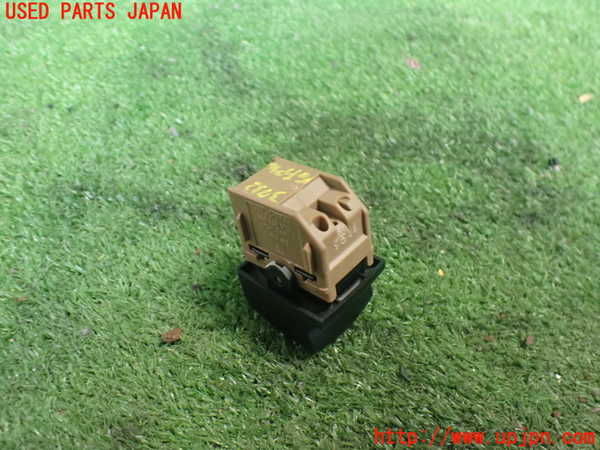 2UPJ-37326240]ポルシェ・カイエン S(9PA00)右前パワーウィンドウスイッチ 中古_m0002.jpg