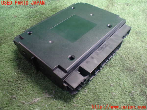 2UPJ-37326148]ポルシェ・カイエン S(9PA00)コンピューター3 中古_m0002.jpg