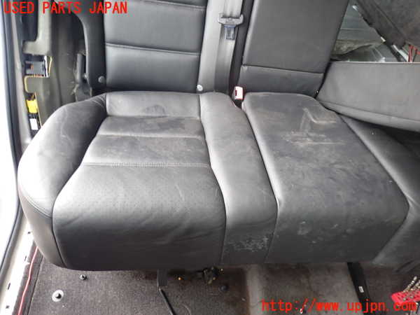 2UPJ-37327405]ポルシェ・カイエン S(9PA00)右リアシート 中古_m0003.jpg