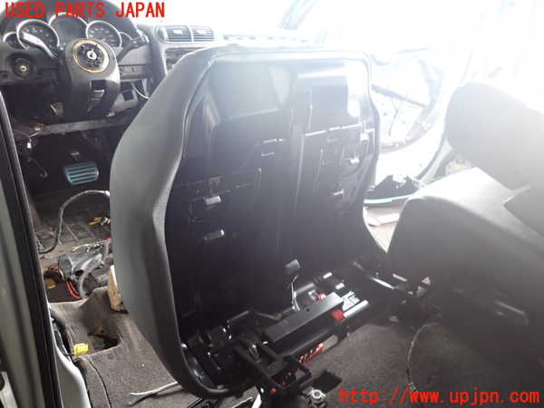 2UPJ-37327435]ポルシェ・カイエン S(9PA00)左リアシート 中古_m0004.jpg