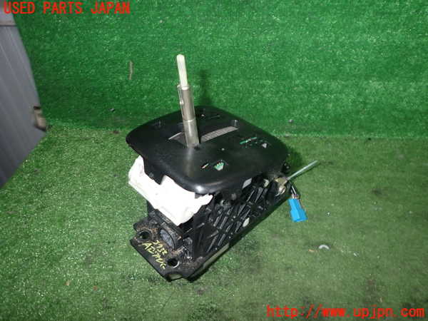2UPJ-37327555]ポルシェ・カイエン S(9PA00)ATシフトレバー 中古_m0001.jpg