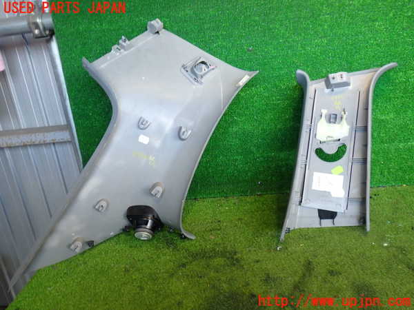 2UPJ-37327675]ポルシェ・カイエン S(9PA00)右リアピラートリム 中古_m0002.jpg