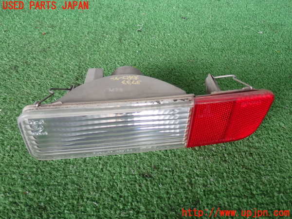 2UPJ-37331154]パジェロ(V75W)右リアコーナーランプ 中古_m0001.jpg