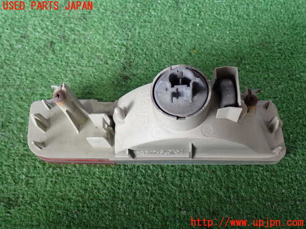 2UPJ-37331154]パジェロ(V75W)右リアコーナーランプ 中古_m0004.jpg