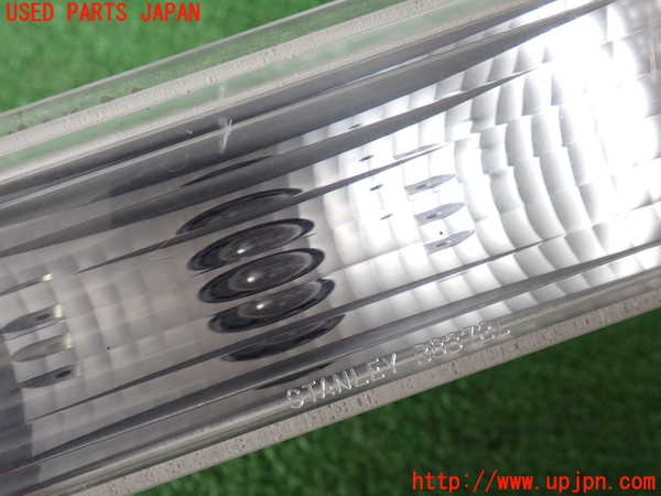 2UPJ-37331156]パジェロ(V75W)左リアコーナーランプ 中古_m0002.jpg