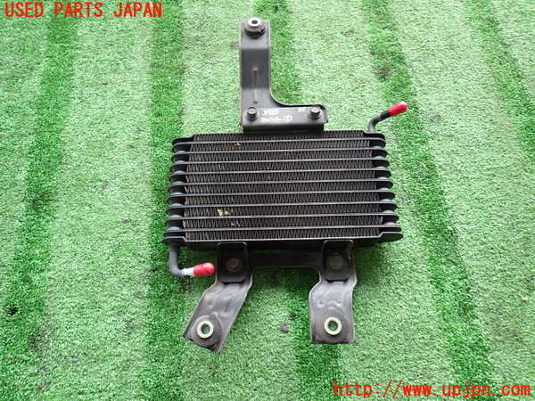 2UPJ-37332481]パジェロ(V75W)オイルクーラー1 中古_m0001.jpg