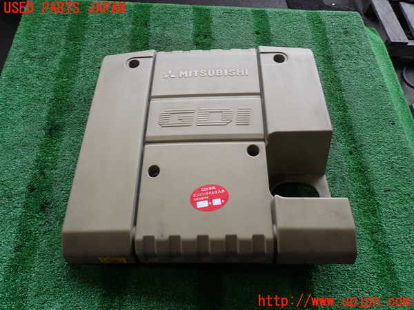 2UPJ-37332160]パジェロ(V75W)エンジンアッパーカバー 中古_m0001.jpg