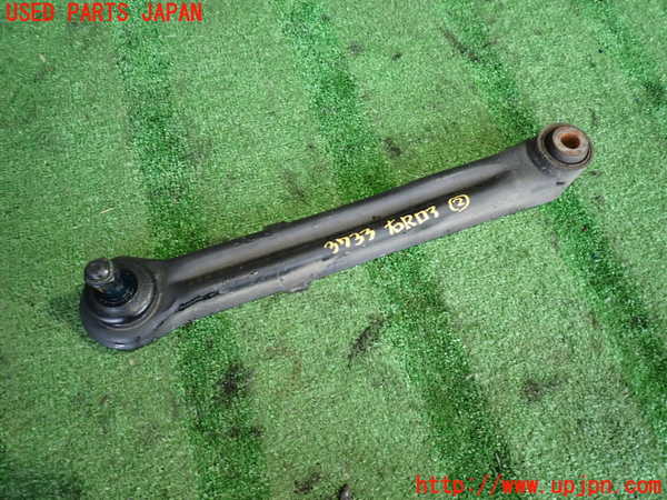 2UPJ-37335205]パジェロ(V75W)右リアロアアーム2 中古_m0001.jpg
