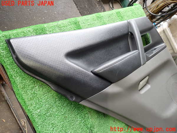 2UPJ-37331324]パジェロ(V75W)左後ドア内張り 中古_m0003.jpg