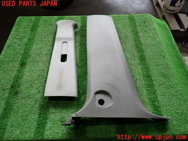 2UPJ-37337670]パジェロ(V75W)左センターピラートリム 中古_m0001.jpg