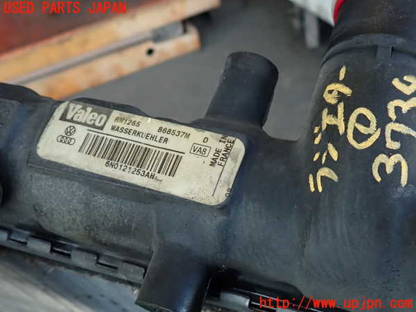 2UPJ-37342321]VW ルポGTI(6EAVY)ラジエーター1 中古_m0005.jpg