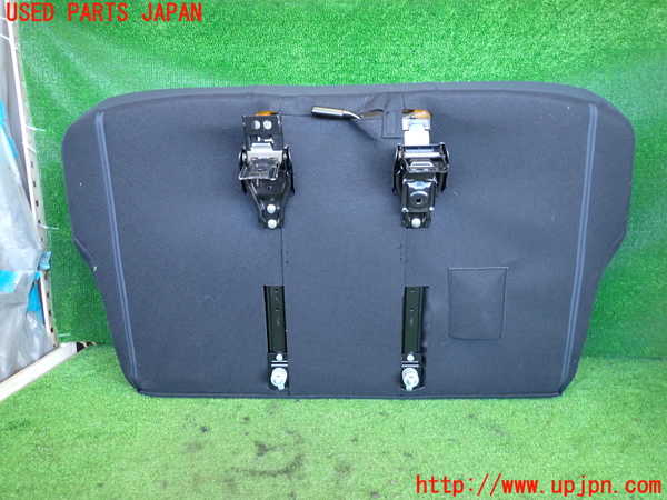 2UPJ-37357385]コルト ラリーアート バージョンR(Z27AG)リアシート 中古_m0005.jpg