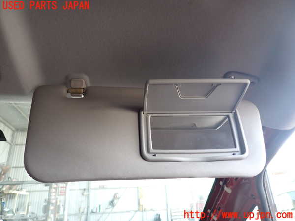 2UPJ-37357625]コルト ラリーアート バージョンR(Z27AG)室内サンバイザー右側 中古_m0003.jpg