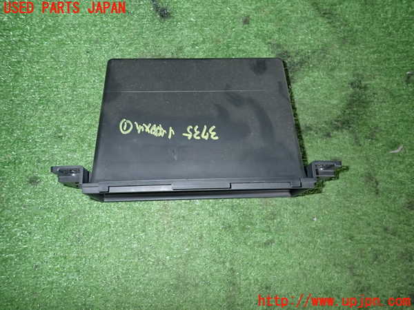 2UPJ-37357841]コルト ラリーアート バージョンR(Z27AG)小物入れ1 中古_m0002.jpg