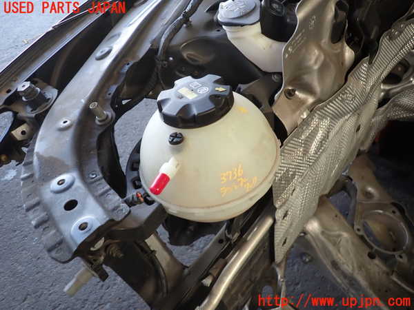2UPJ-37362410]BMW 523i F10(XG20)ラジエータータンク 中古_m0001.jpg