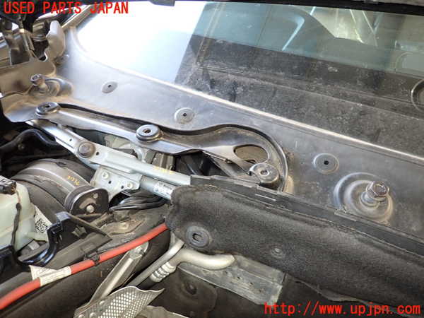 2UPJ-37366770]BMW 523i F10(XG20)フロントワイパーモーター 中古_m0001.jpg