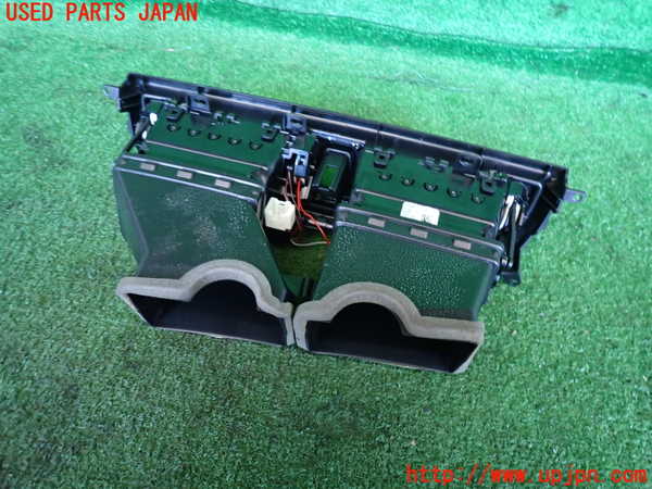 2UPJ-37367526]BMW 523i F10(XG20)エアコン吹き出し口1(真中) 中古_m0003.jpg