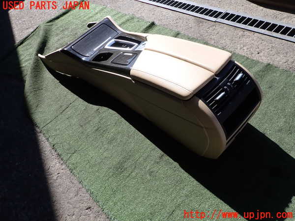 2UPJ-37367540]BMW 523i F10(XG20)センターコンソール 中古_m0002.jpg