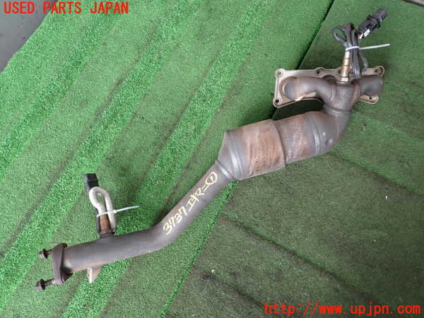 2UPJ-37372041]BMW 523i ツーリング(MT25)(F11)エキマニ1 触媒 マニバーター 中古_m0001.jpg