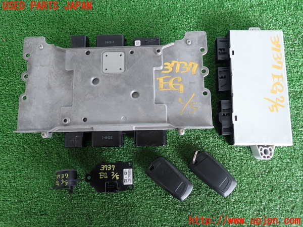 2UPJ-37376110]BMW 523i ツーリング(MT25)(F11)エンジンコンピューター DME 中古_m0002.jpg