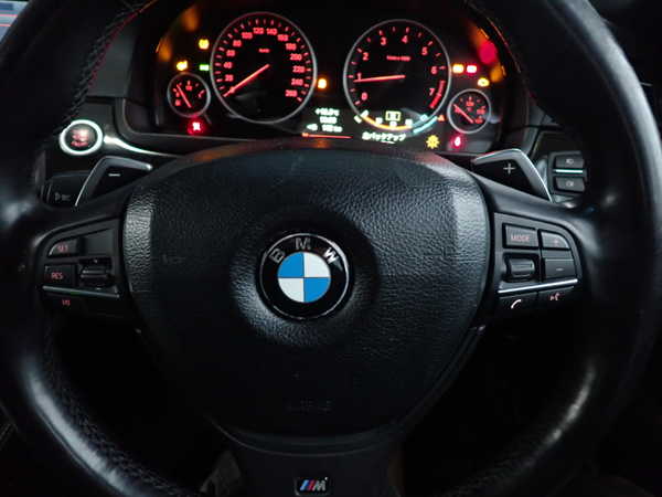 2UPJ-37377855]BMW 523i ツーリング(MT25)(F11)ステアリングホイール 中古_m0004.jpg
