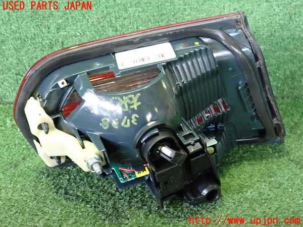 2UPJ-37381550]BMW 320d(3D20)(F30)右リアフィニッシャー 中古_m0002.jpg