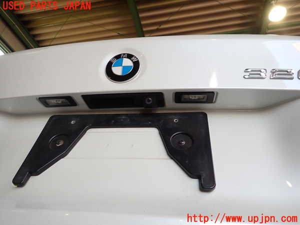 2UPJ-37381500]BMW 320d(3D20)(F30)トランク 中古_m0002.jpg