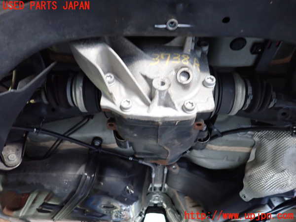 2UPJ-37384355]BMW 320d(3D20)(F30)リアデフ 中古_m0001.jpg
