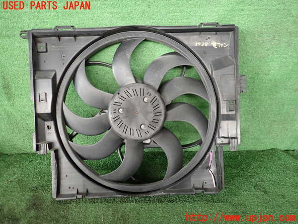 2UPJ-37386836]BMW 320d(3D20)(F30)電動ファン1 (ジャンク品) 中古_m0001.jpg