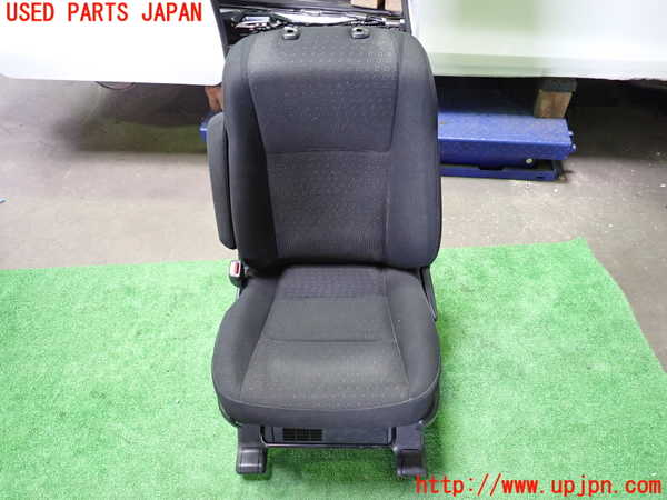 5UPJ-37397065]ヴォクシーハイブリッド(ノアハイブリッド)(ZWR80G)助手席シート 中古_m0001.jpg