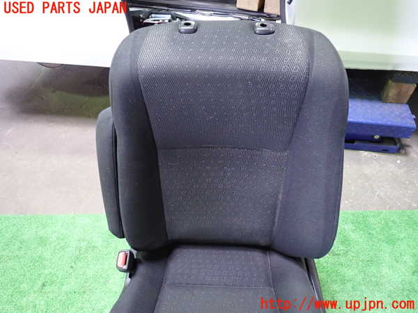 5UPJ-37397065]ヴォクシーハイブリッド(ノアハイブリッド)(ZWR80G)助手席シート 中古_m0002.jpg