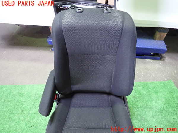 5UPJ-37397065]ヴォクシーハイブリッド(ノアハイブリッド)(ZWR80G)助手席シート 中古_m0003.jpg
