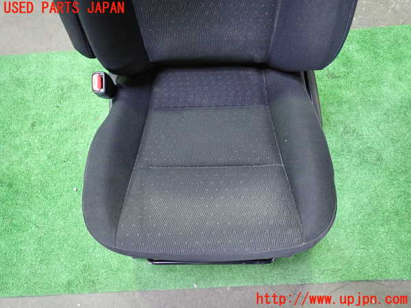 5UPJ-37397065]ヴォクシーハイブリッド(ノアハイブリッド)(ZWR80G)助手席シート 中古_m0004.jpg