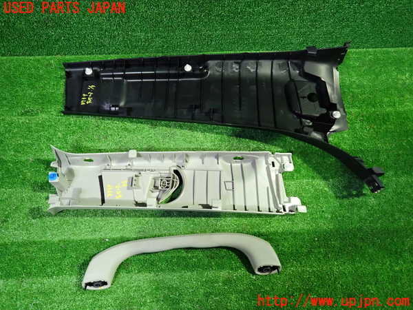 1UPJ-37397670]ヴォクシーハイブリッド(ノアハイブリッド)(ZWR80G)左センターピラートリム 中古_m0002.jpg