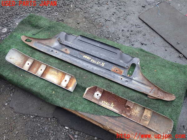 1UPJ-37401010]三菱ジープ(J36)フロントバンパー 中古_m0004.jpg