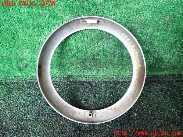 1UPJ-37401142]三菱ジープ(J36)左ヘッドライトリム 中古_m0002.jpg