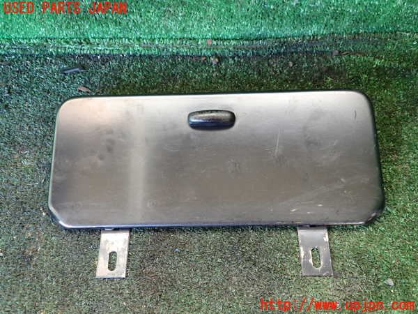 1UPJ-37407516]三菱ジープ(J36)グローブボックス1 中古_m0001.jpg