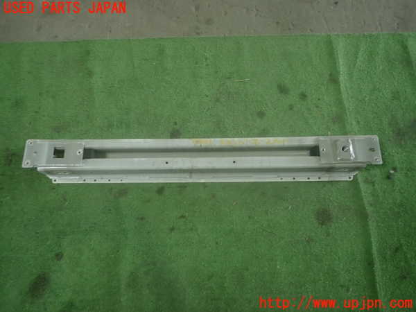 1UPJ-37411014]ジャガー・XF スポーツブレイク(JBS2XC)フロントバンパーホースメント 中古_m0002.jpg