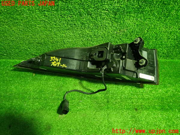 1UPJ-37411530]ジャガー・XF スポーツブレイク(JBS2XC)右テールランプ 中古_m0004.jpg