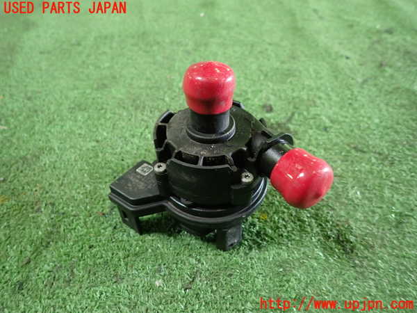 1UPJ-37412110]ジャガー・XF スポーツブレイク(JBS2XC)ウォーターポンプ 中古_m0001.jpg