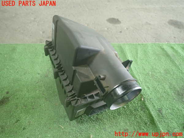 1UPJ-37412560]ジャガー・XF スポーツブレイク(JBS2XC)エアクリーナーボックス 中古_m0001.jpg