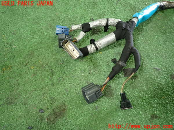 1UPJ-37416807]ジャガー・XF スポーツブレイク(JBS2XC)ハーネス2 中古_m0002.jpg
