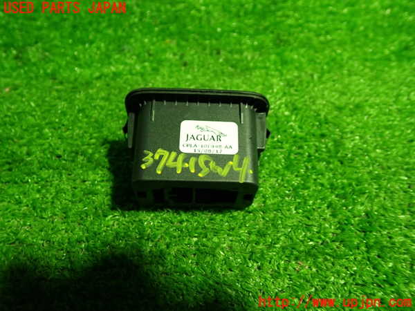 1UPJ-37416309]ジャガー・XF スポーツブレイク(JBS2XC)スイッチ4 (バックドア) 中古_m0002.jpg