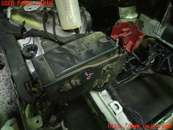 1UPJ-37416741]ジャガー・XF スポーツブレイク(JBS2XC)ヒューズボックス1 中古_m0001.jpg