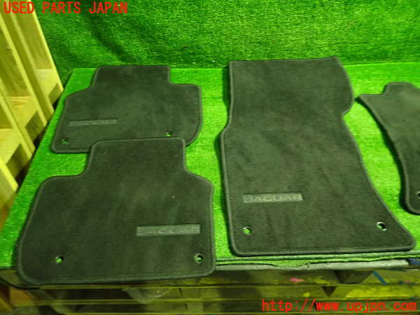 1UPJ-37417800]ジャガー・XF スポーツブレイク(JBS2XC)フロアマット 中古_m0003.jpg